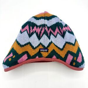 Patagonia Baby Reversible Beanie in a Geo Knit Hat 18-24M